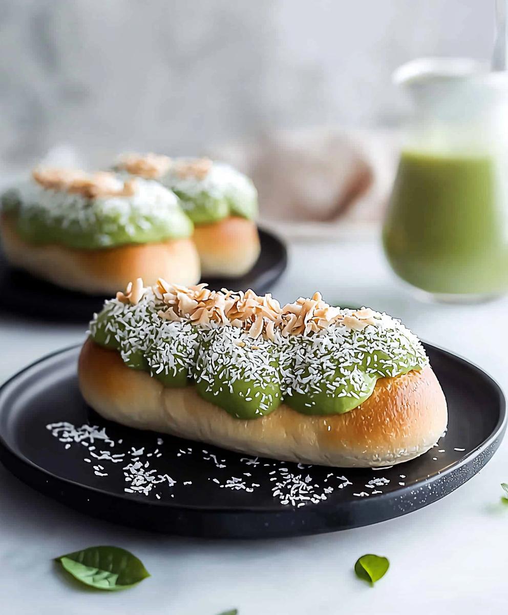 Matcha coconut cream buns